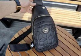 Picture of Versace Mens Bags _SKUfw87482313fw
